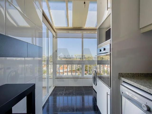 Apartamento alugar em Santo António da Caparica, Almada