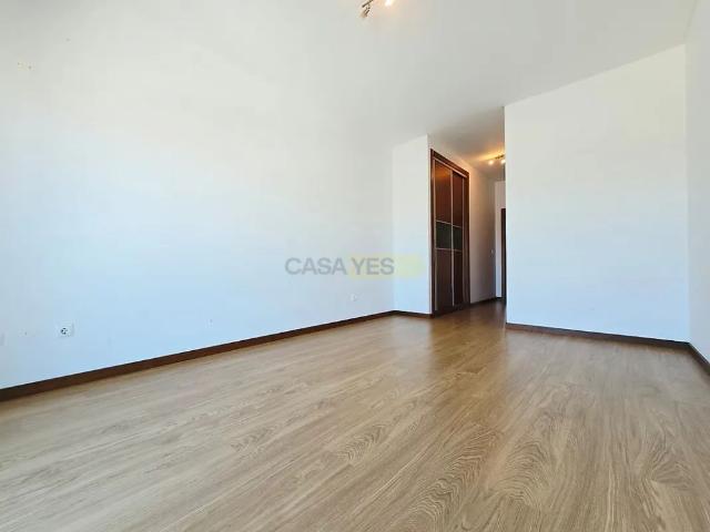 Apartamento alugar em Fernão Ferro, Seixal