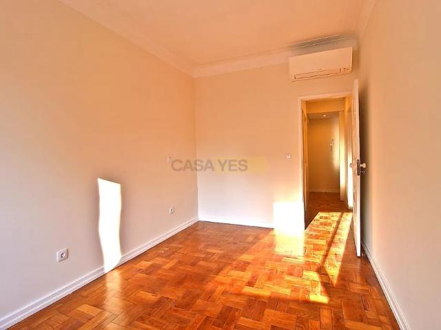 Apartamento alugar em Porto, Lordelo Do Ouro