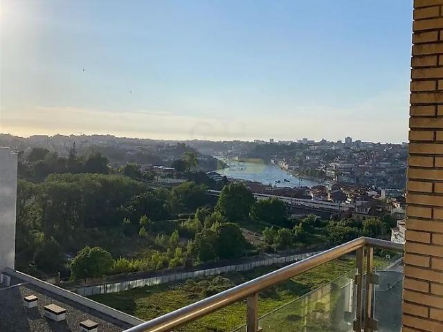 Apartamento alugar em Vila Nova De Gaia, Porto