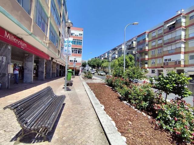 Apartamento alugar em Casal do Chapim, Odivelas