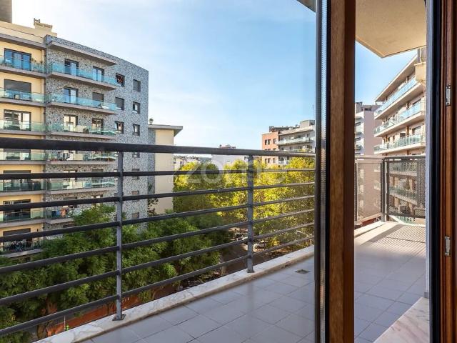 Apartamento alugar em Colinas do Cruzeiro, Odivelas