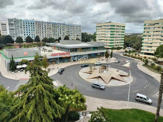 Apartamento alugar em Núcleo Urbano Histórico de Oeiras, Oeiras