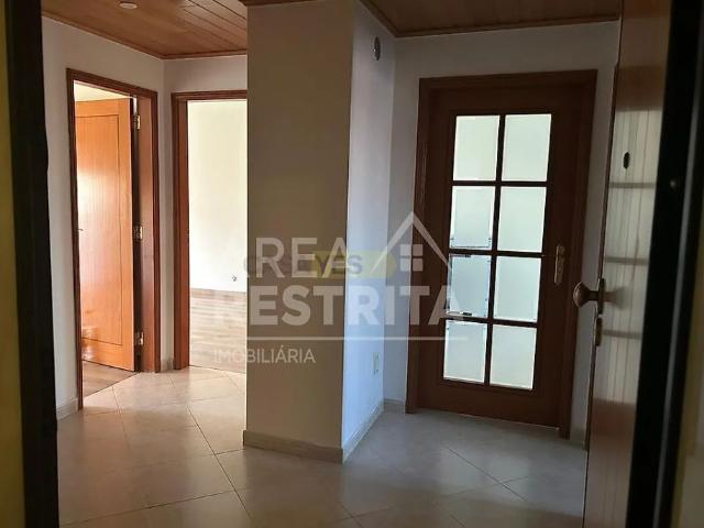 Apartamento alugar em Sesimbra, Setúbal