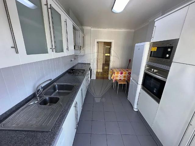 Apartamento alugar em Tires, Cascais