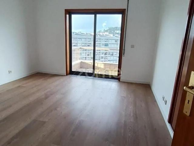 Apartamento alugar em Braga (São Vítor), Braga