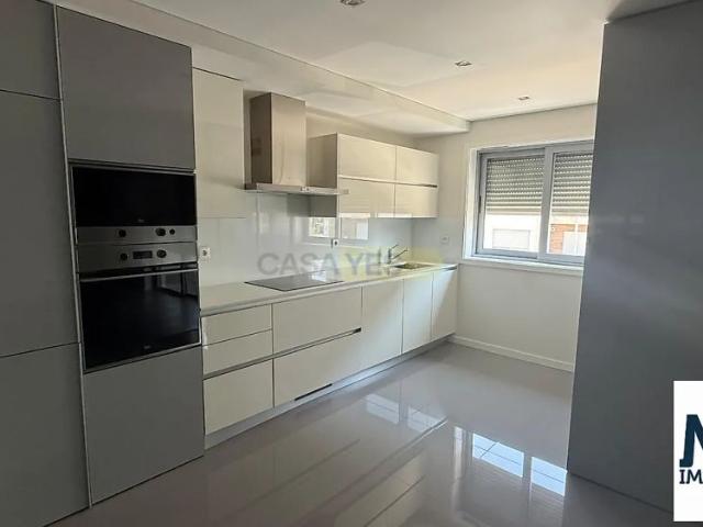 Apartamento alugar em Santa Maria Da Feira, Aveiro