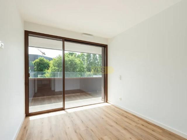 Apartamento alugar em Lugar do Castelo, Vila Nova De Gaia
