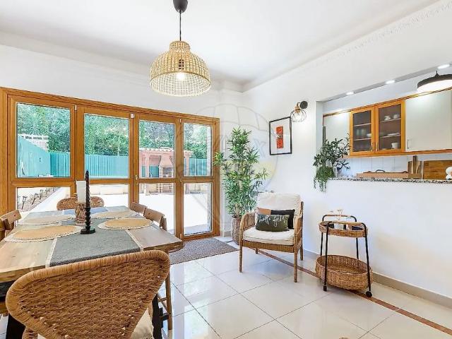 Apartamento alugar em Santo António dos Cavaleiros e Frielas, Loures