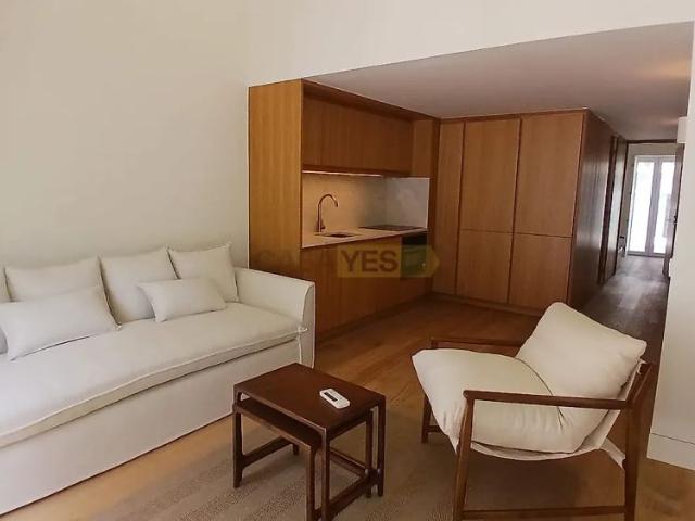 Apartamento alugar em Santo António dos Cavaleiros e Frielas, Loures