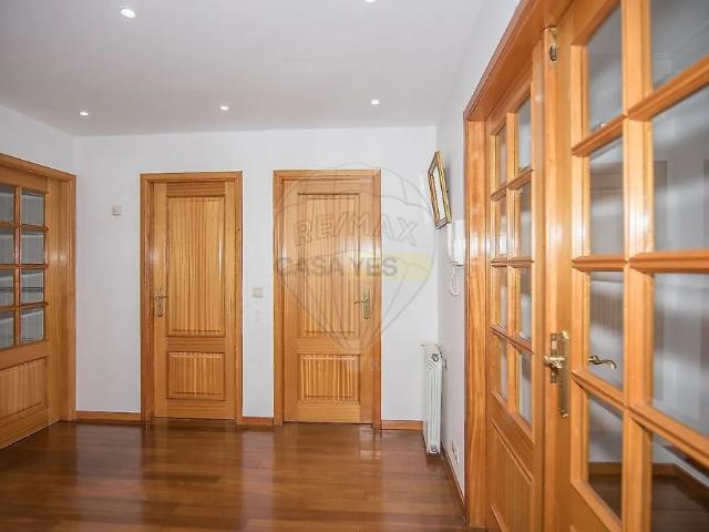 Apartamento alugar em Coimbra (Sé Nova, Santa Cruz, Almedina e São Bartolomeu), Coimbra