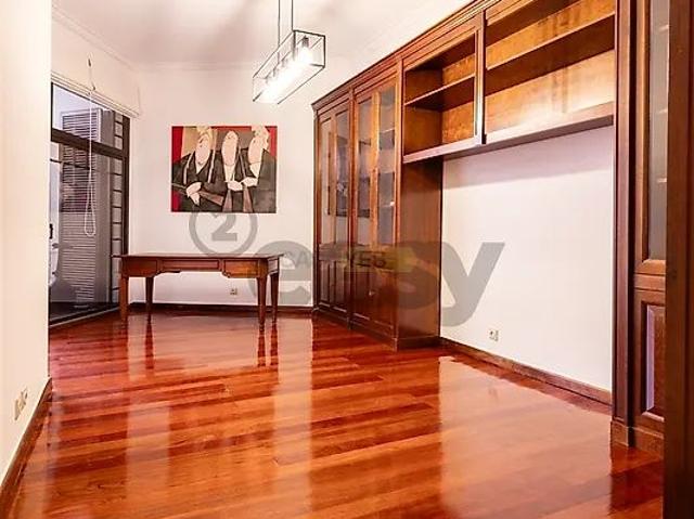 Apartamento alugar em Santo António, Lisboa