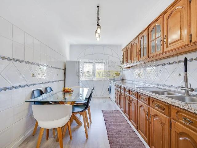 Apartamento alugar em Aldeia de Paio Pires, Seixal