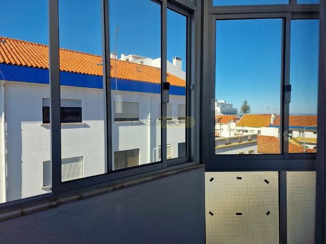Apartamento alugar em Sines
