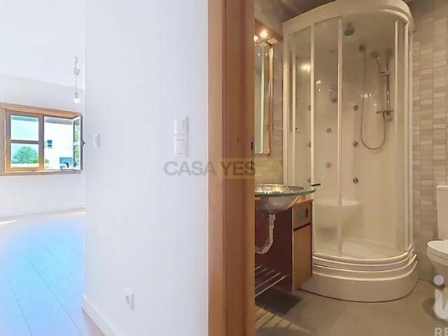 Apartamento alugar em Urbanização Casas do Lago, Amadora