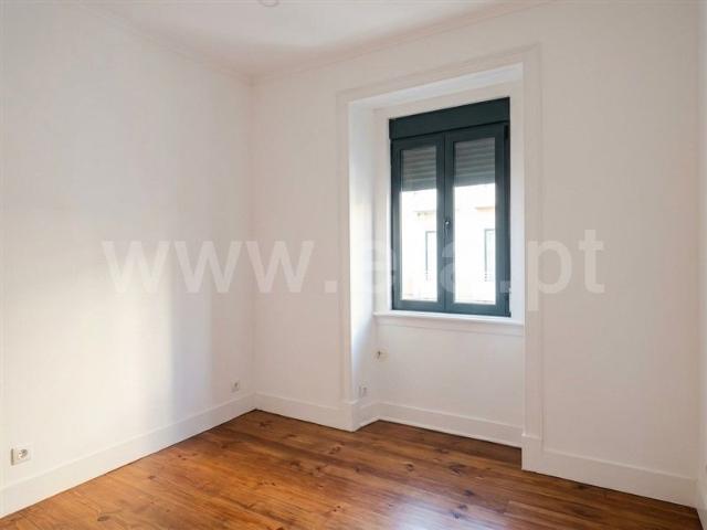 Apartamento alugar em Santo Condestável, Lisboa