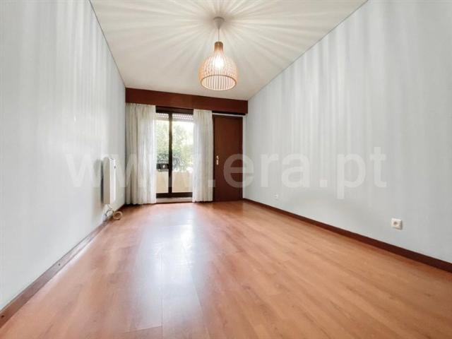 Apartamento alugar em Porto, Lordelo Do Ouro