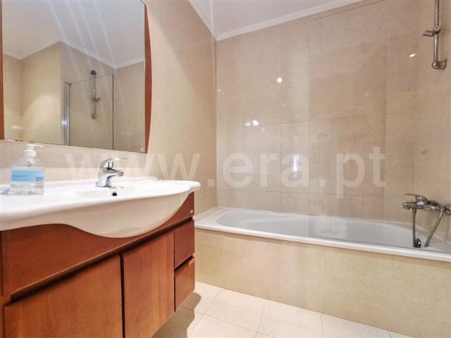 Apartamento alugar em Núcleo Urbano Histórico de São Domingos de Rana, Cascais