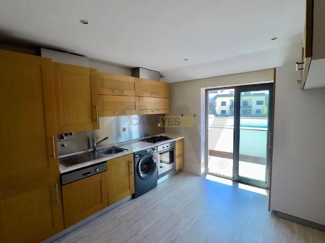 Apartamento alugar em Bairro da Senhora das Neves, Cascais
