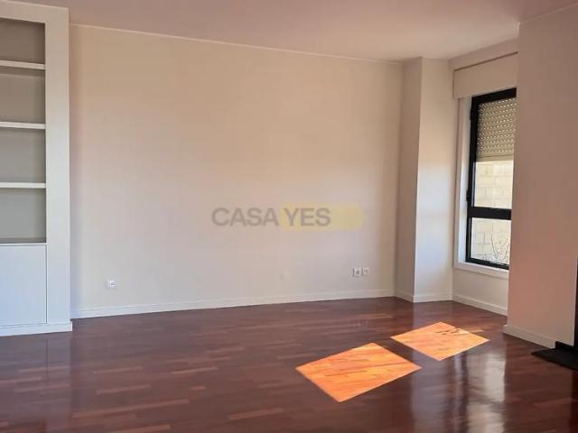 Apartamento alugar em Porto, Cedofeita