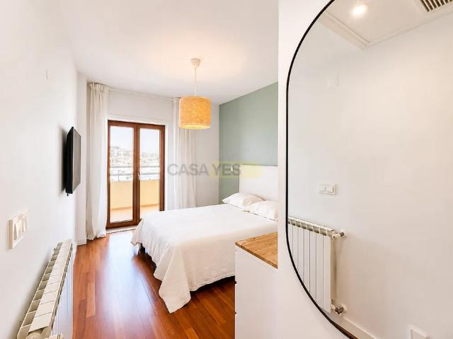 Apartamento alugar em Núcleo Urbano Histórico de Oeiras, Oeiras