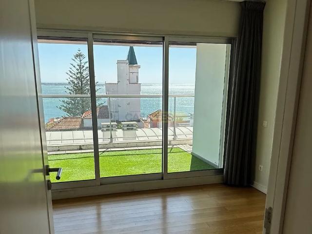 Apartamento alugar em Baixa de Algés, Oeiras