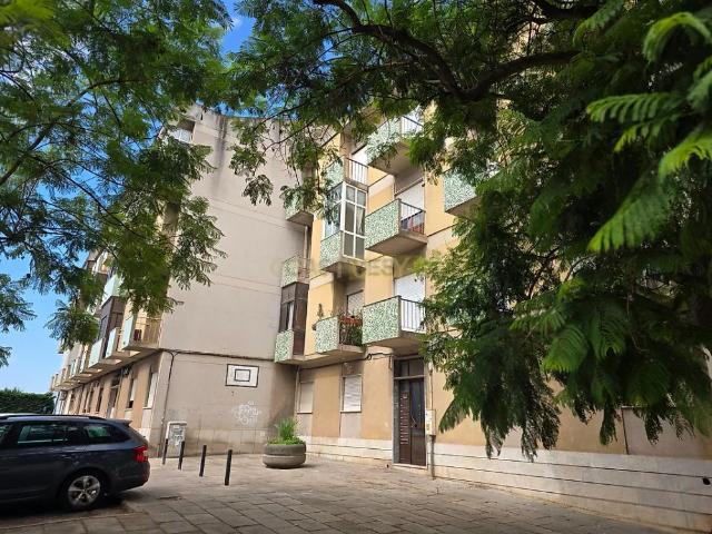 Apartamento alugar em Casquilhos, Verderena