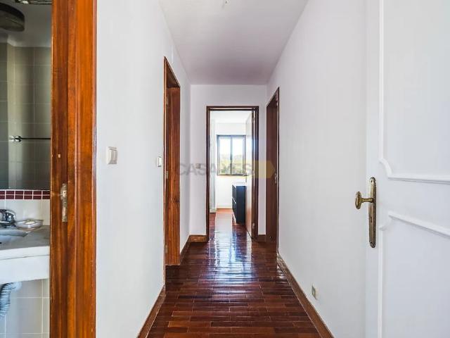 Apartamento alugar em Benfica, Lisboa