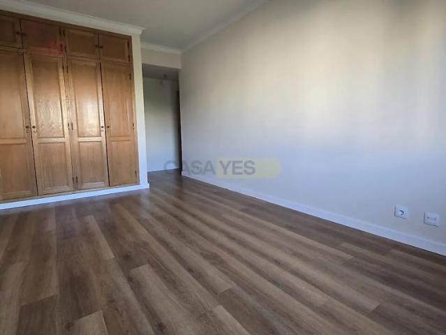 Apartamento alugar em Benfica, Lisboa