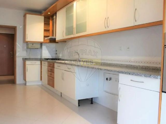 Apartamento alugar em Jardins da Parede, Cascais