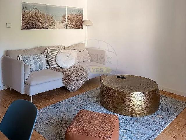 Apartamento alugar em São Miguel das Encostas, Cascais
