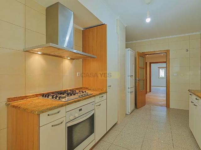 Apartamento alugar em Santo António do Estoril, Cascais