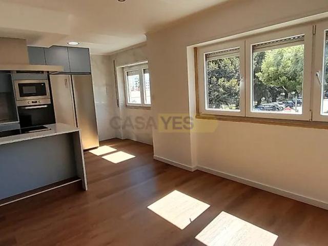 Apartamento alugar em Carcavelos, Cascais