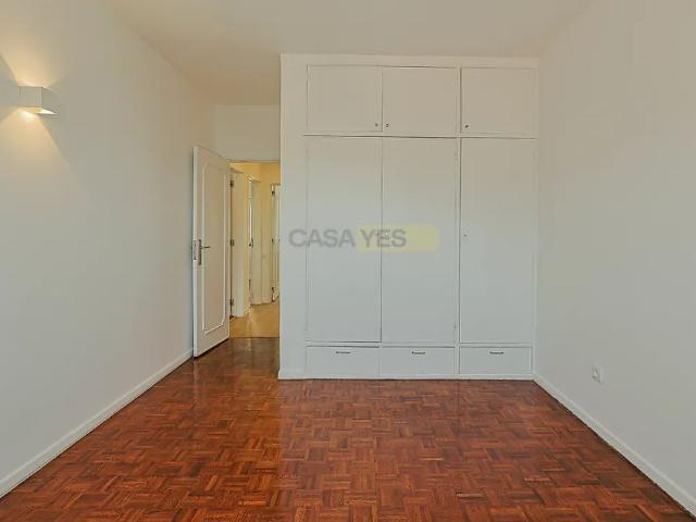 Apartamento alugar em Santo António do Estoril, Cascais