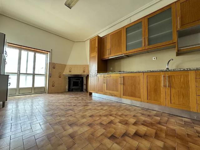 Apartamento alugar em Judiária, Guarda