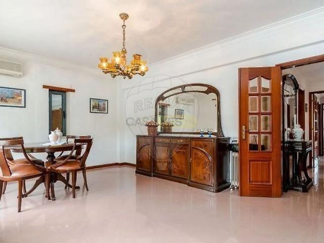 Apartamento alugar em Caranguejais, Almada