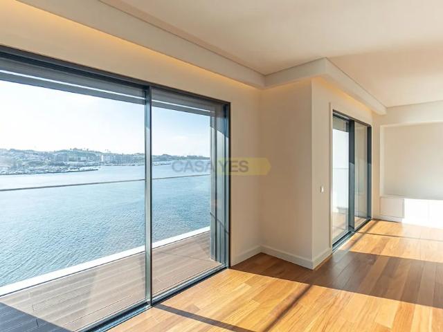 Apartamento alugar em Porto, Lordelo Do Ouro