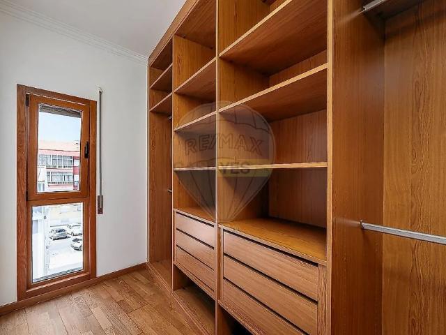 Apartamento alugar em Urbanização das Urmeiras, Loures