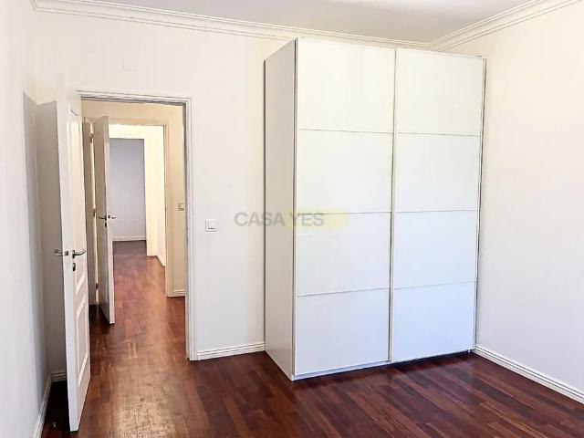 Apartamento alugar em Quinta do Lambert, Lisboa