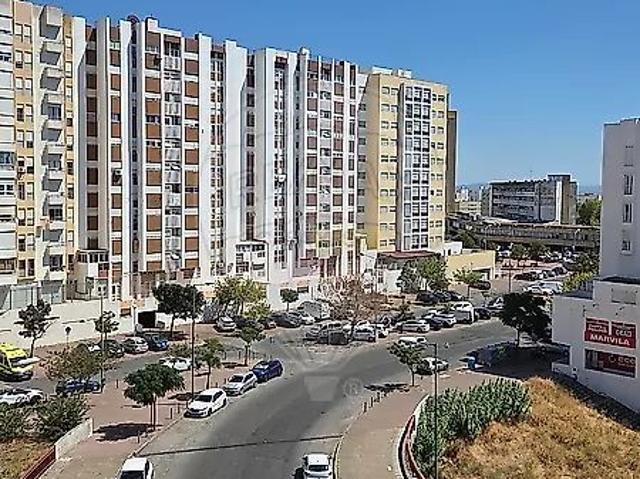 Apartamento alugar em Bairro dos Lóios, Lisboa