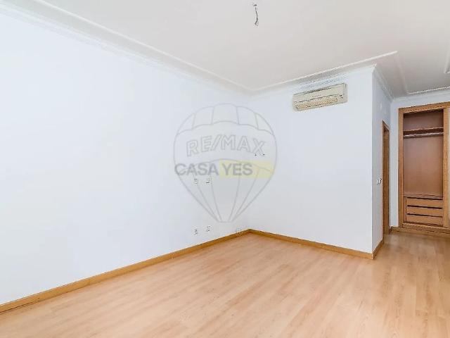 Apartamento alugar em Bairro Olaio, Odivelas