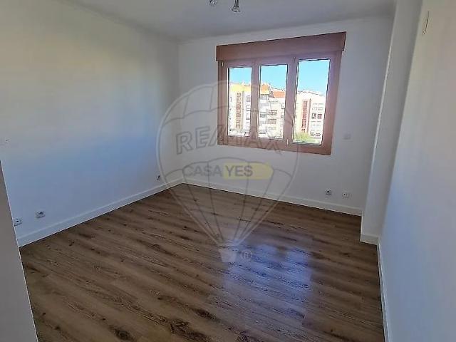 Apartamento alugar em Ribeirada, Odivelas