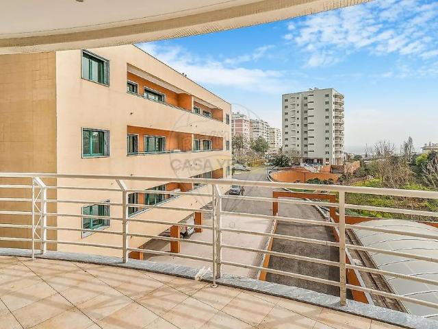 Apartamento alugar em Bairro do Bugio, Oeiras
