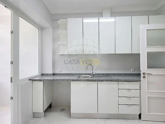 Apartamento alugar em Célula C, Lisboa
