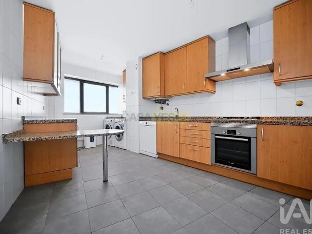 Apartamento alugar em Peixinhos - Paúl, Vila Viçosa