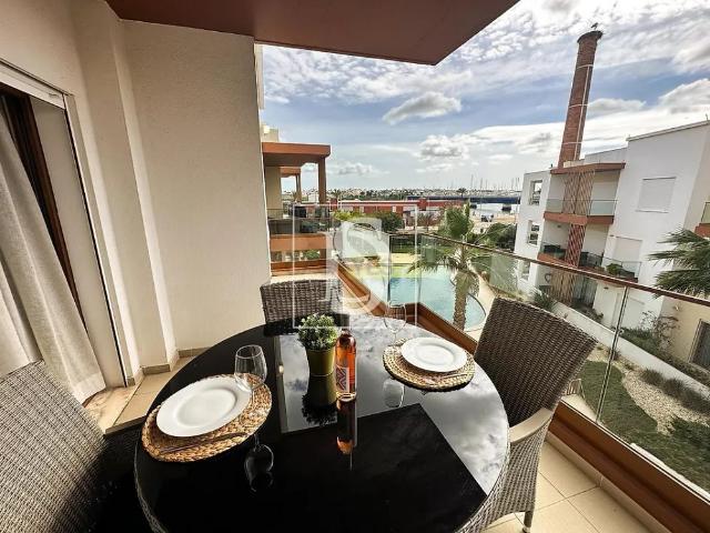 Apartamento alugar em Três Bicos, Portimão
