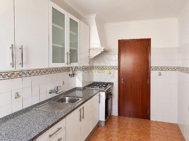 Apartamento alugar em Serra das Minas, Rio de Mouro