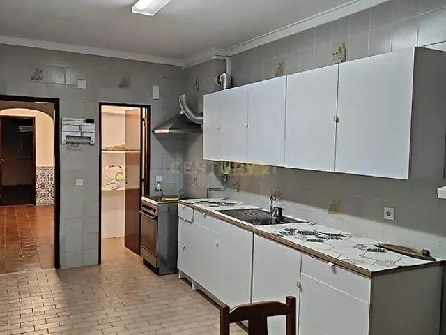 Apartamento alugar em Pinheirinhos, Setúbal