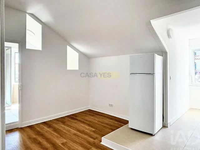 Apartamento alugar em São Vicente de Fora, Lisboa