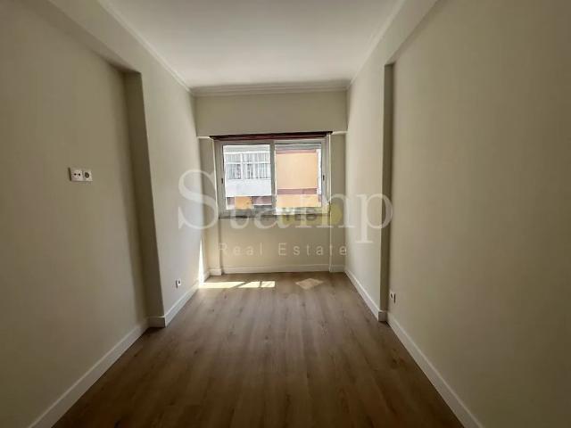 Apartamento alugar em Loures